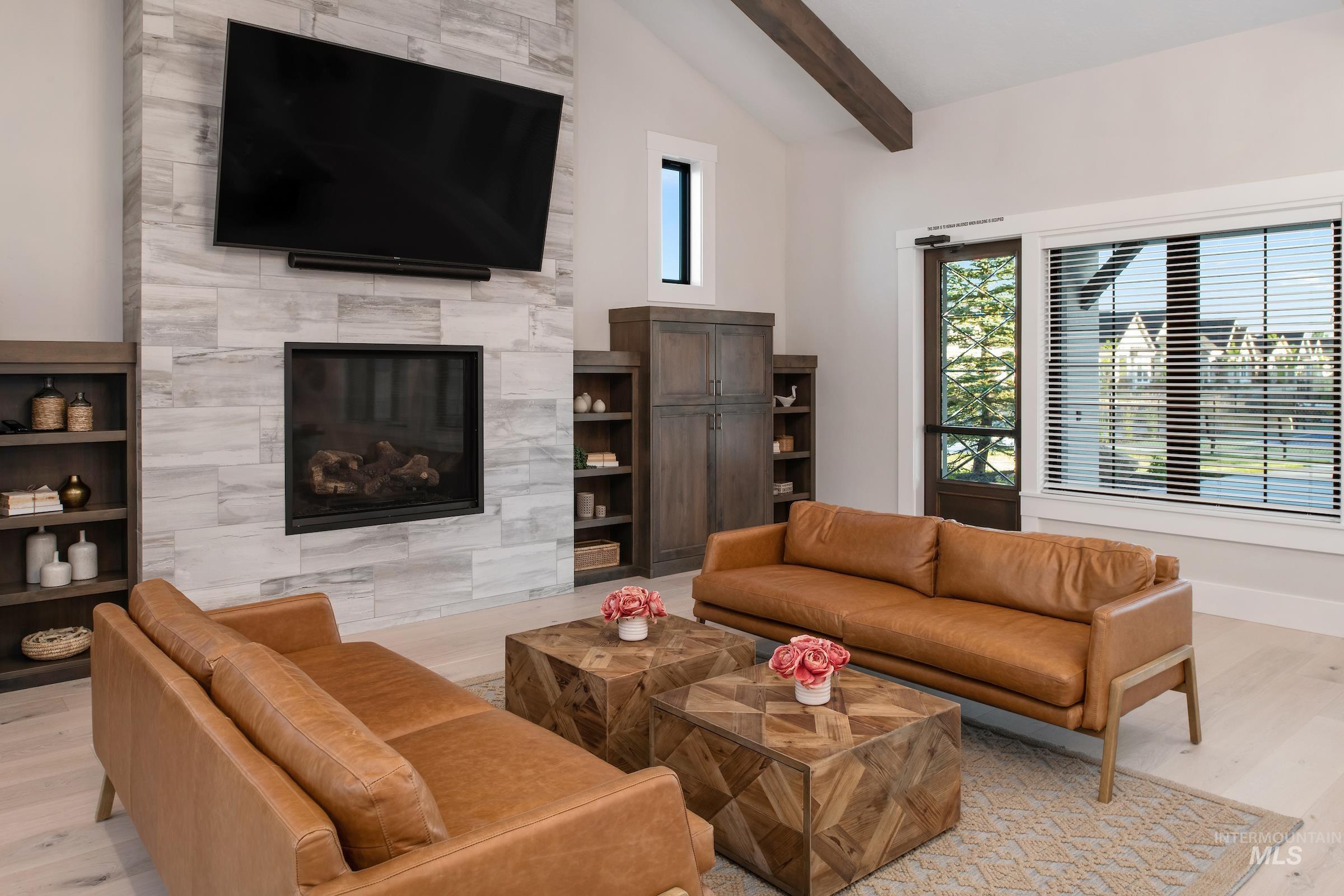 3710 W Silver River Ln, Meridian, Idaho 83646, 3 Bedrooms, 2 Bathrooms, Residential For Sale, Price $559,900, 98977954