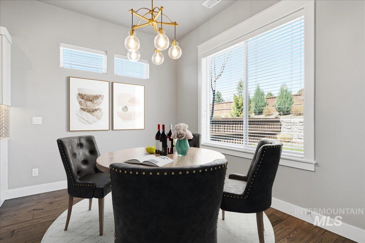 3710 W Silver River Ln, Meridian, Idaho 83646, 3 Bedrooms, 2 Bathrooms, Residential For Sale, Price $554,900,MLS 98977954