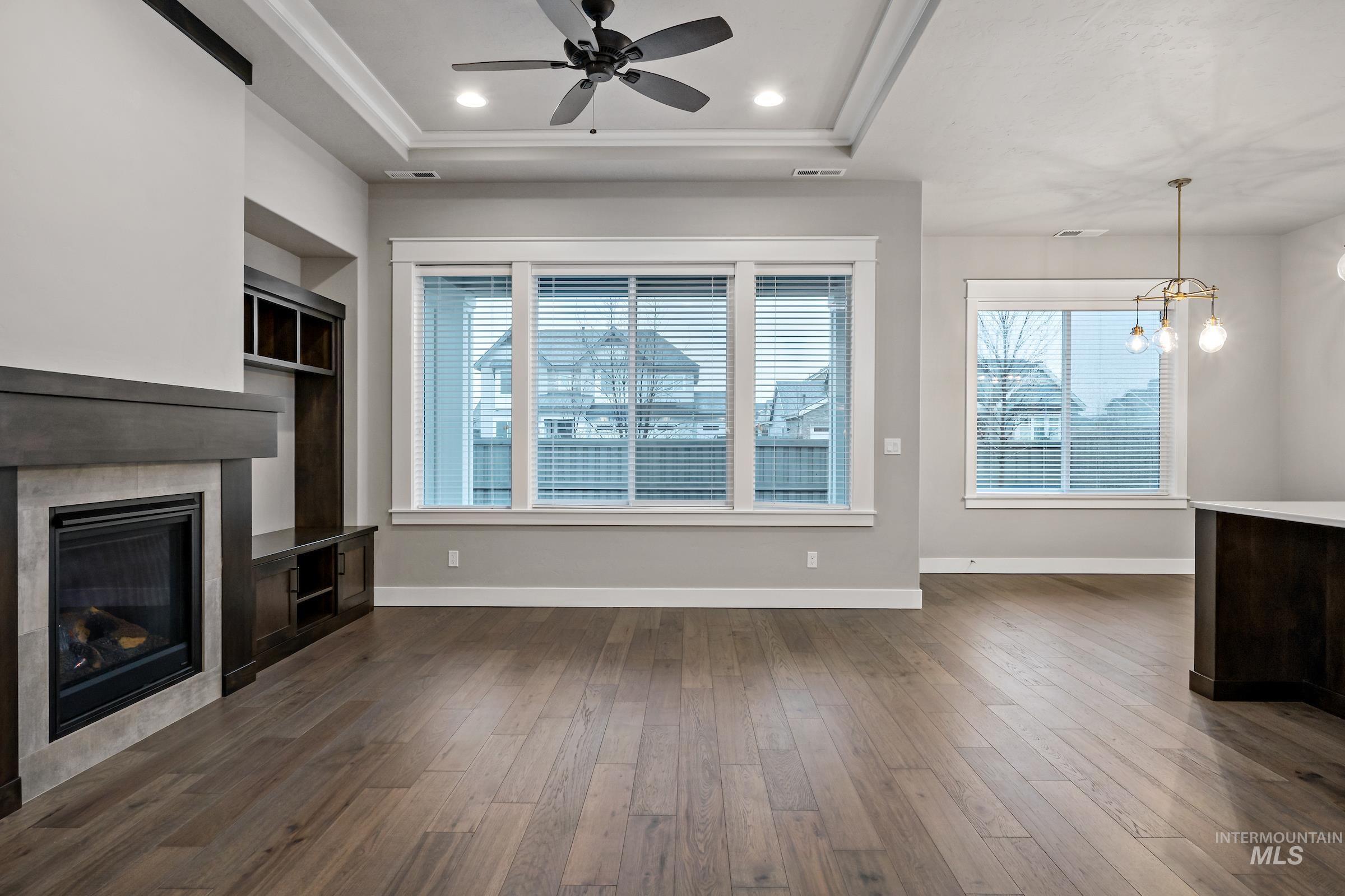 3710 W Silver River Ln, Meridian, Idaho 83646, 3 Bedrooms, 2 Bathrooms, Residential For Sale, Price $559,900, 98977954