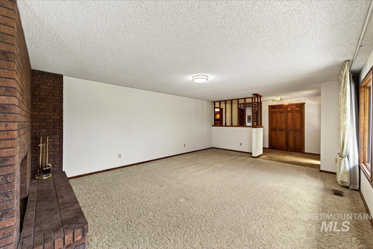 1124 E Lewis Ln, Nampa, Idaho 83686, 4 Bedrooms, 2.5 Bathrooms, Residential For Sale, Price $785,000,MLS 98977957