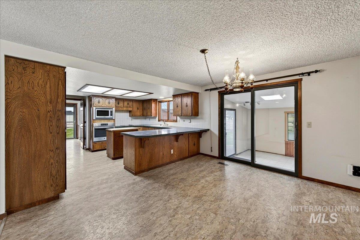 1124 E Lewis Ln, Nampa, Idaho 83686, 4 Bedrooms, 2.5 Bathrooms, Residential For Sale, Price $785,000, 98977957