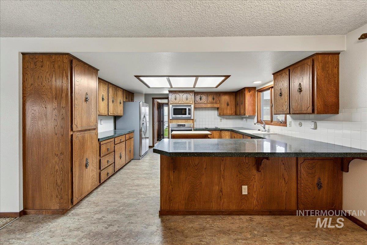 1124 E Lewis Ln, Nampa, Idaho 83686, 4 Bedrooms, 2.5 Bathrooms, Residential For Sale, Price $785,000, 98977957