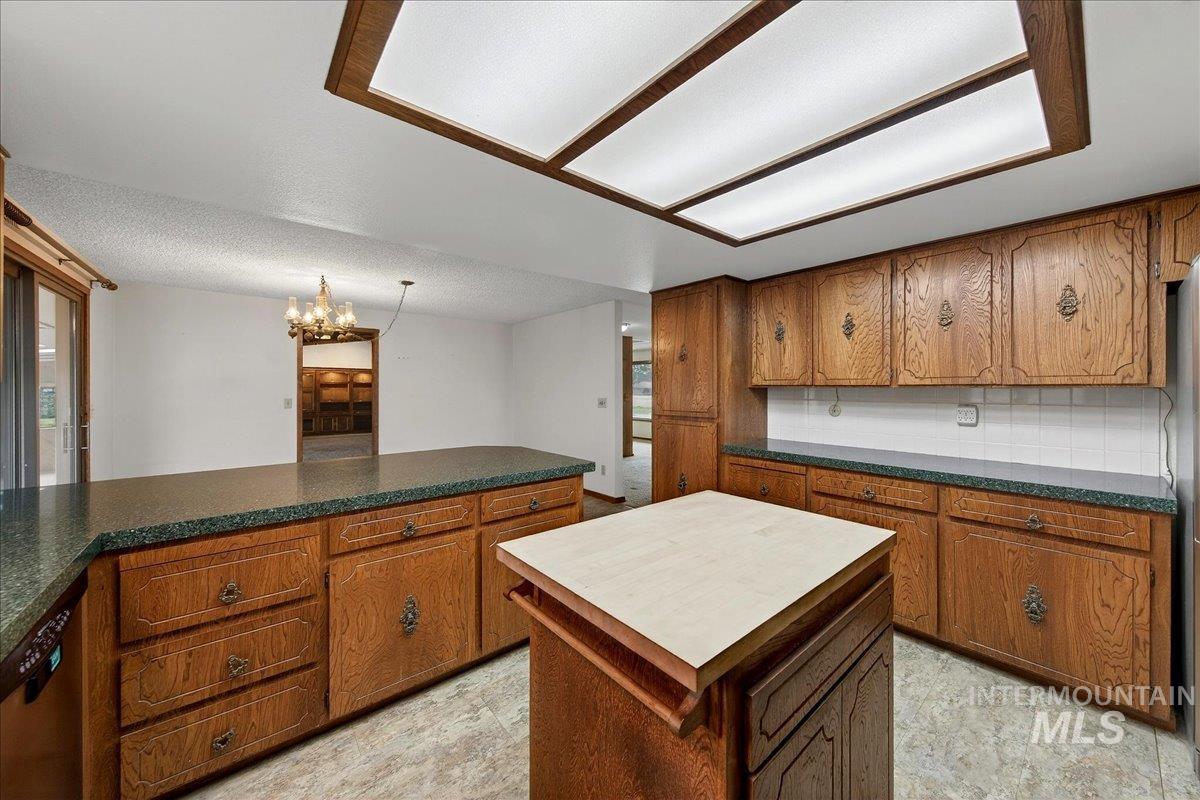 1124 E Lewis Ln, Nampa, Idaho 83686, 4 Bedrooms, 2.5 Bathrooms, Residential For Sale, Price $785,000, 98977957