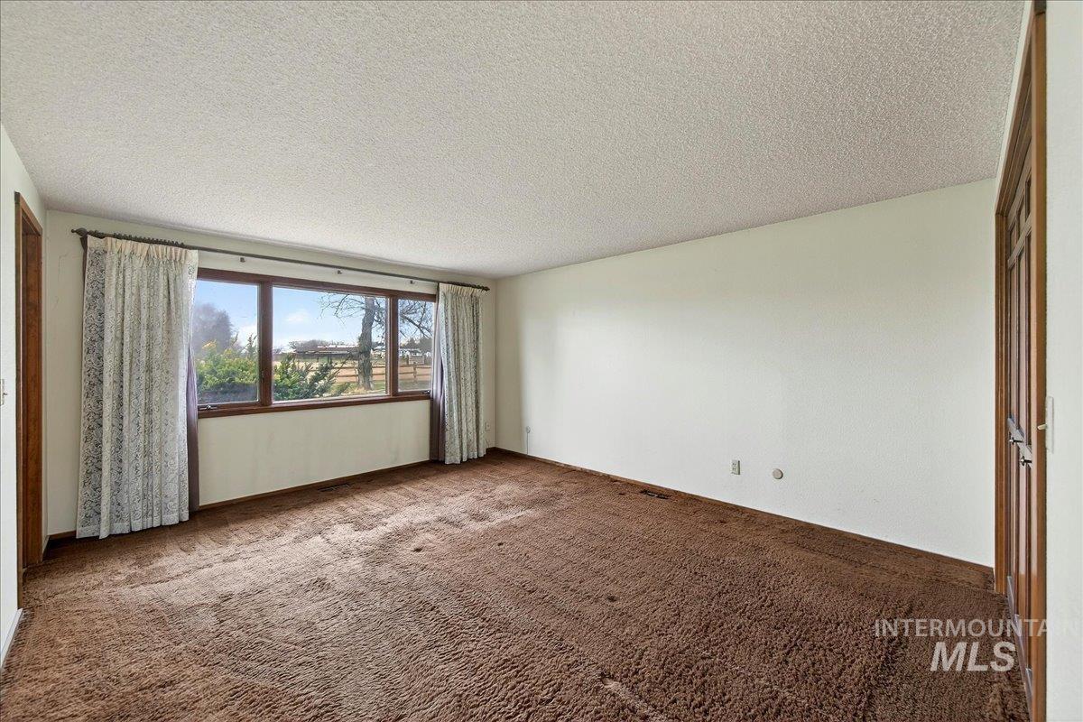 1124 E Lewis Ln, Nampa, Idaho 83686, 4 Bedrooms, 2.5 Bathrooms, Residential For Sale, Price $785,000, 98977957