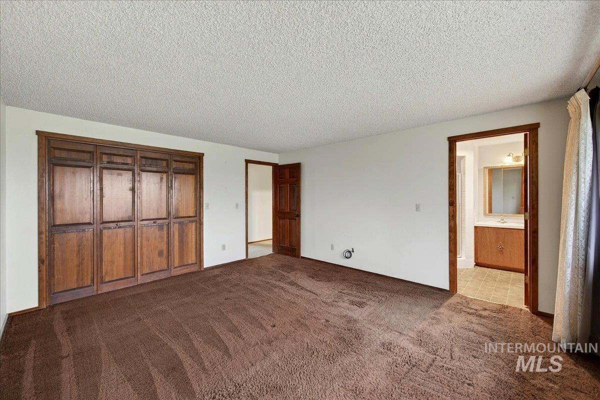 1124 E Lewis Ln, Nampa, Idaho 83686, 4 Bedrooms, 2.5 Bathrooms, Residential For Sale, Price $785,000,MLS 98977957