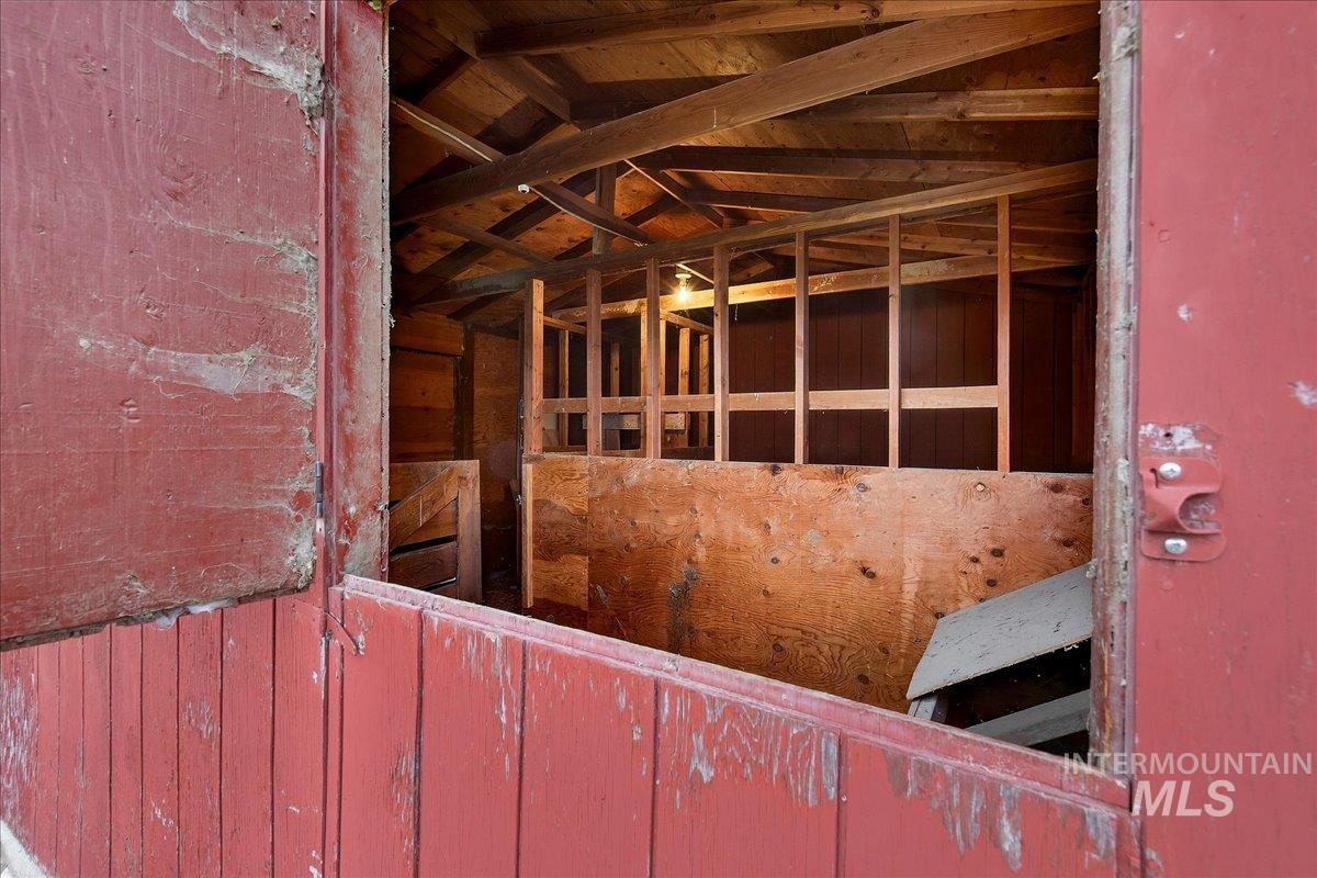 1124 E Lewis Ln, Nampa, Idaho 83686, 4 Bedrooms, 2.5 Bathrooms, Residential For Sale, Price $785,000, 98977957