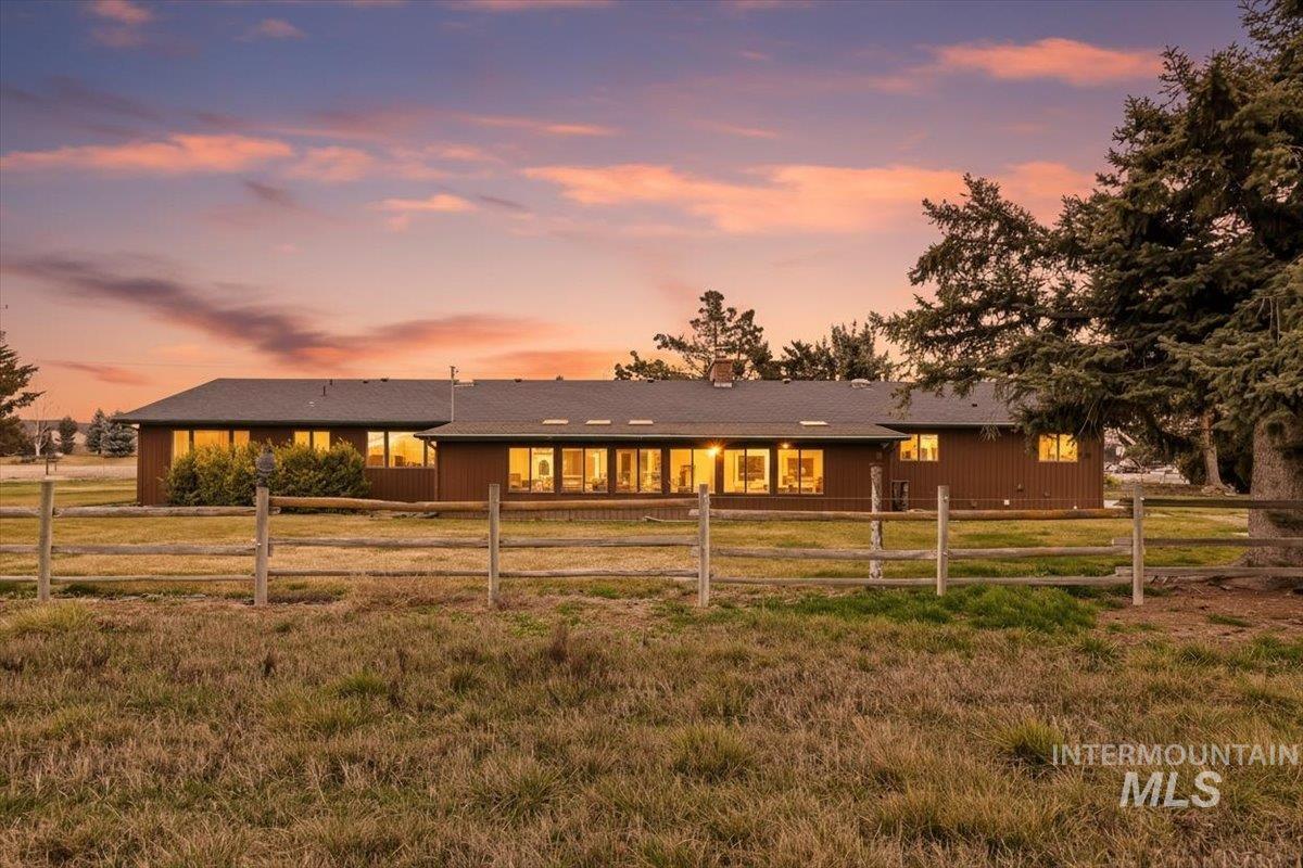 1124 E Lewis Ln, Nampa, Idaho 83686, 4 Bedrooms, 2.5 Bathrooms, Residential For Sale, Price $785,000, 98977957