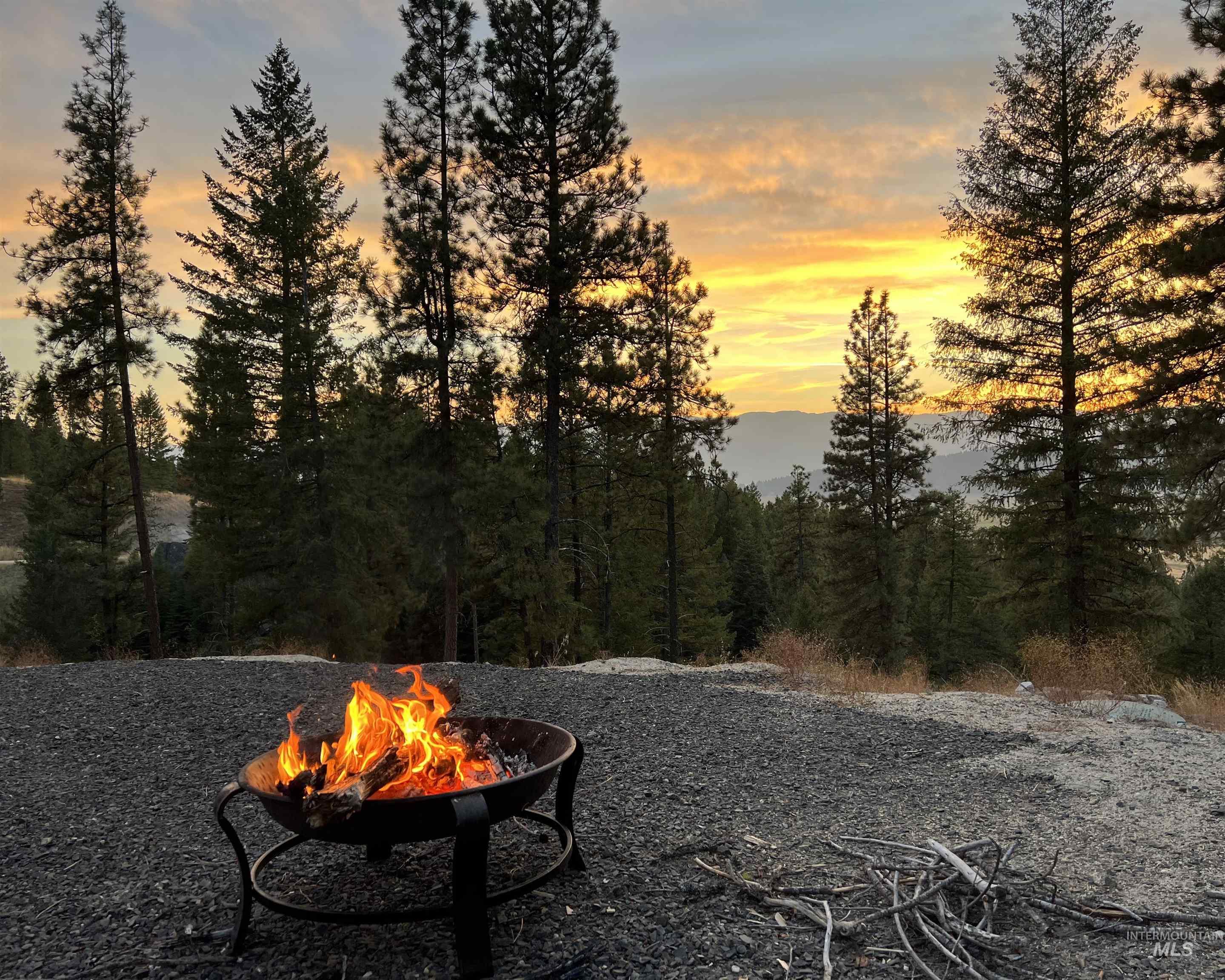 33 San Ignacio Way, Cascade, Idaho 83611, Land For Sale, Price $295,000,MLS 98977959