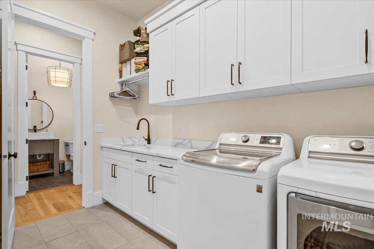 1704 E Ambition Street, Meridian, Idaho 83642, 4 Bedrooms, 3.5 Bathrooms, Residential For Sale, Price $849,999,MLS 98977960