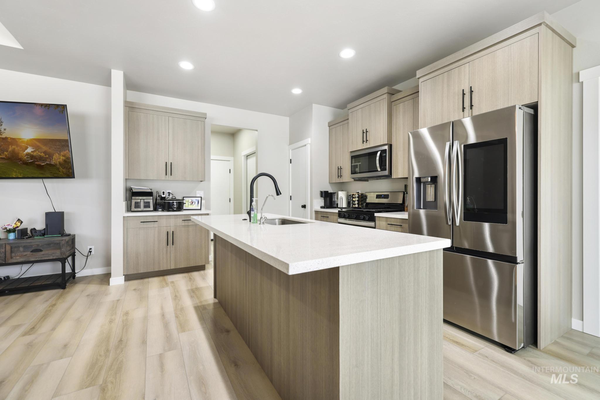 727 Satia Ln, Kimberly, Idaho 83341, 4 Bedrooms, 2 Bathrooms, Residential For Sale, Price $430,000,MLS 98977961