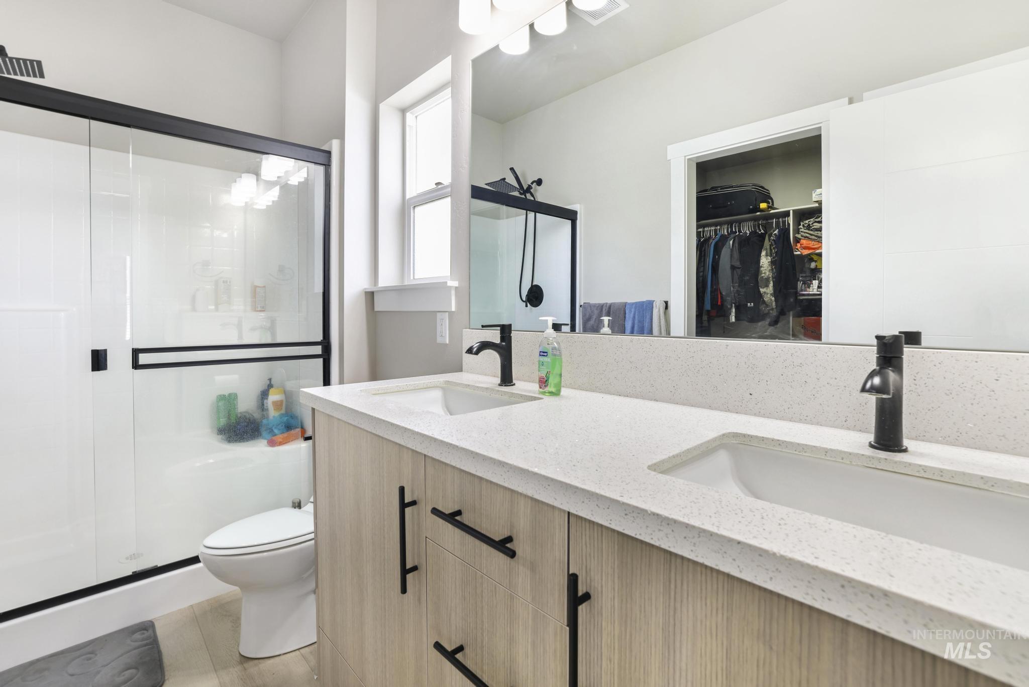 727 Satia Ln, Kimberly, Idaho 83341, 4 Bedrooms, 2 Bathrooms, Residential For Sale, Price $430,000,MLS 98977961