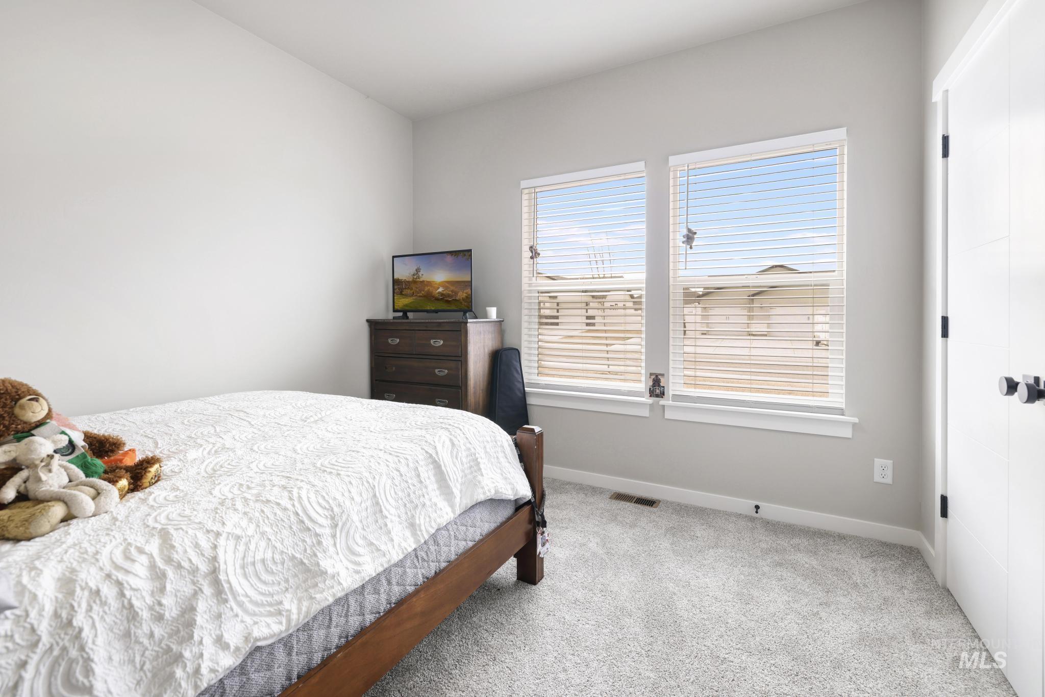 727 Satia Ln, Kimberly, Idaho 83341, 4 Bedrooms, 2 Bathrooms, Residential For Sale, Price $430,000,MLS 98977961