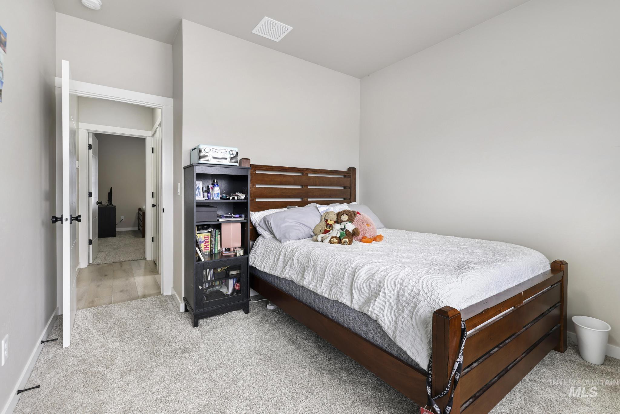 727 Satia Ln, Kimberly, Idaho 83341, 4 Bedrooms, 2 Bathrooms, Residential For Sale, Price $430,000,MLS 98977961