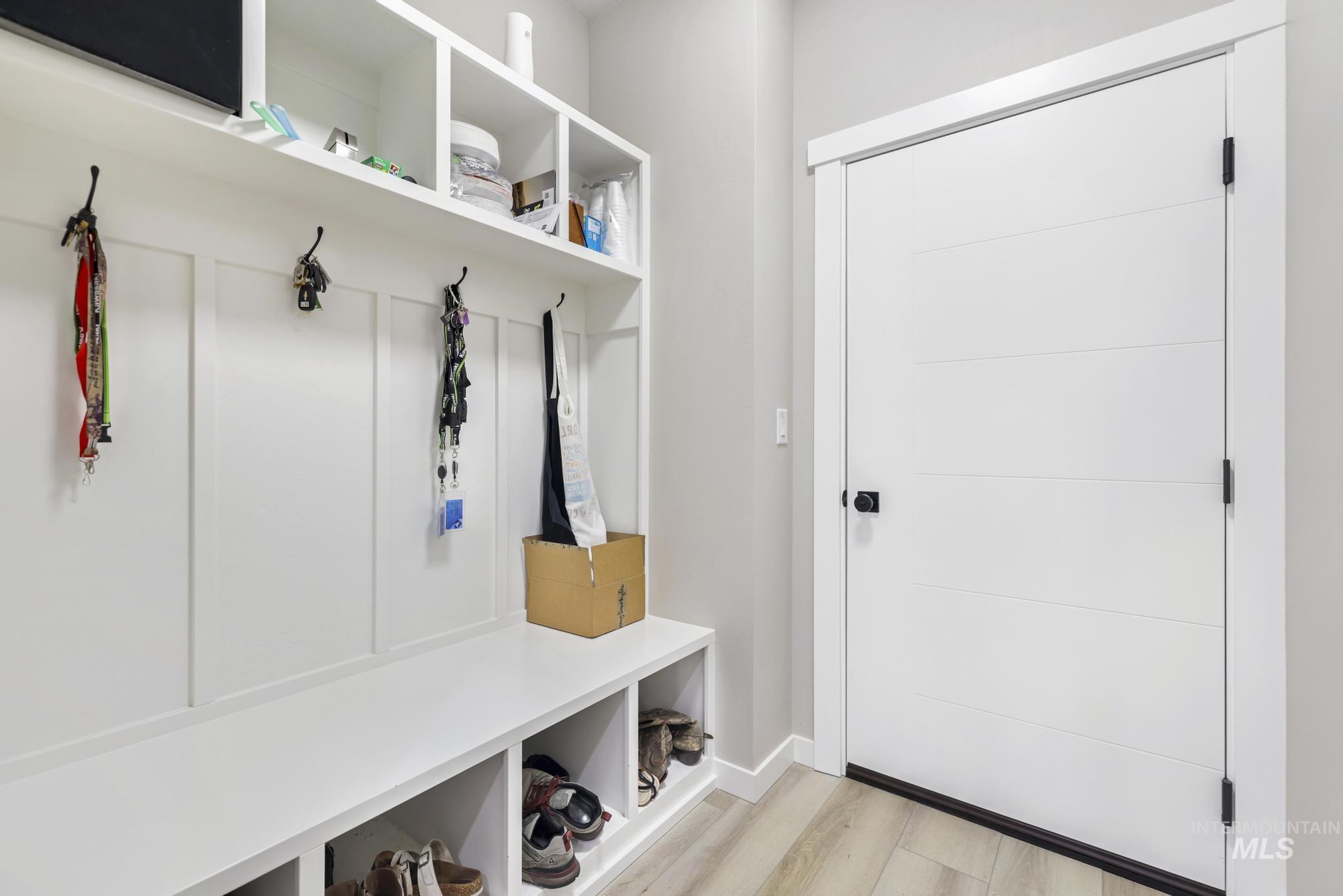 727 Satia Ln, Kimberly, Idaho 83341, 4 Bedrooms, 2 Bathrooms, Residential For Sale, Price $430,000,MLS 98977961