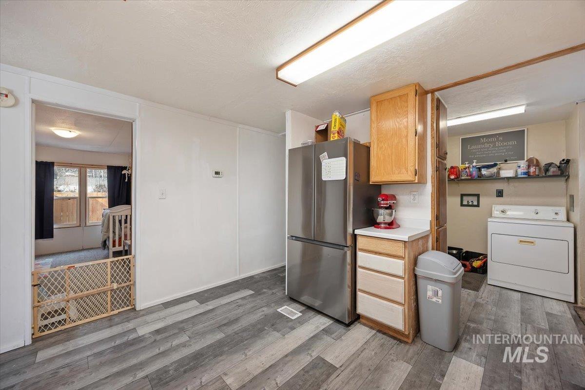 420 E Avenue C, Wendell, Idaho 83355, 4 Bedrooms, 2 Bathrooms, Residential For Sale, Price $284,500,MLS 98977962