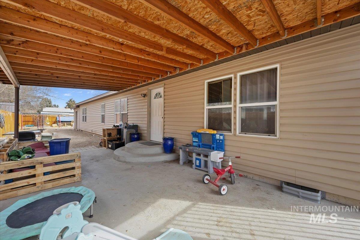 420 E Avenue C, Wendell, Idaho 83355, 4 Bedrooms, 2 Bathrooms, Residential For Sale, Price $284,500,MLS 98977962