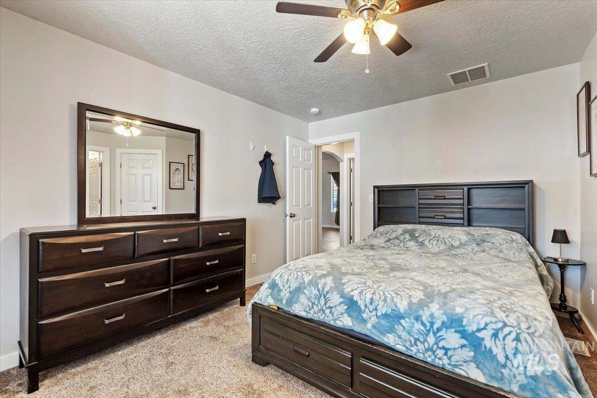 1700 S Camas, Nampa, Idaho 83686, 4 Bedrooms, 2 Bathrooms, Residential For Sale, Price $368,000,MLS 98977963