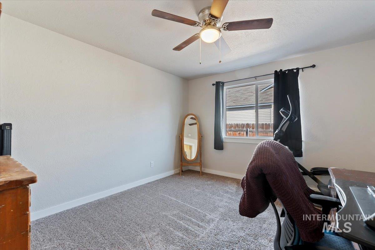 1700 S Camas, Nampa, Idaho 83686, 4 Bedrooms, 2 Bathrooms, Residential For Sale, Price $368,000,MLS 98977963