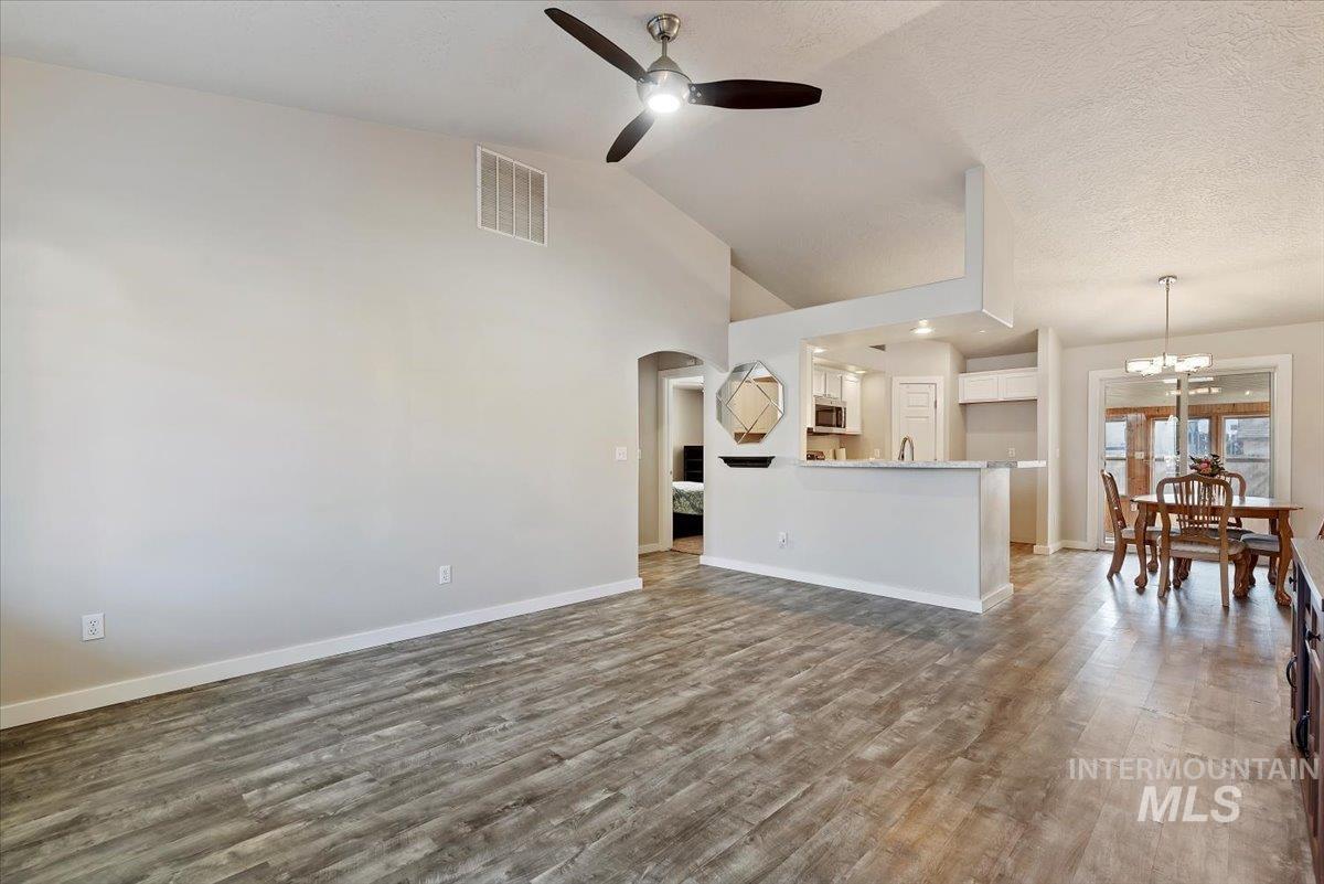 1700 S Camas, Nampa, Idaho 83686, 4 Bedrooms, 2 Bathrooms, Residential For Sale, Price $368,000,MLS 98977963