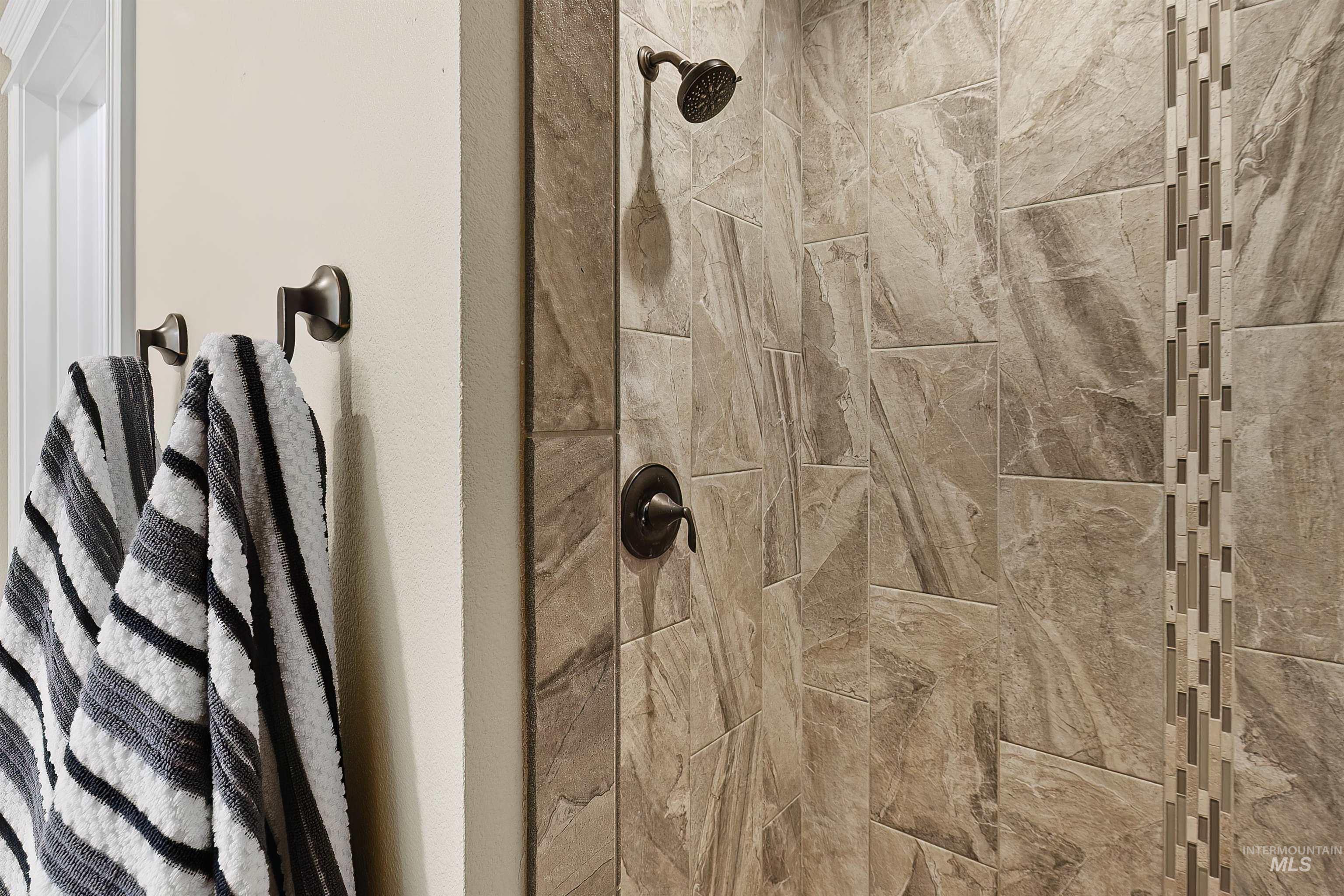 489 W Dreyfuss St, Meridian, Idaho 83646, 4 Bedrooms, 3 Bathrooms, Residential For Sale, Price $729,700,MLS 98977965