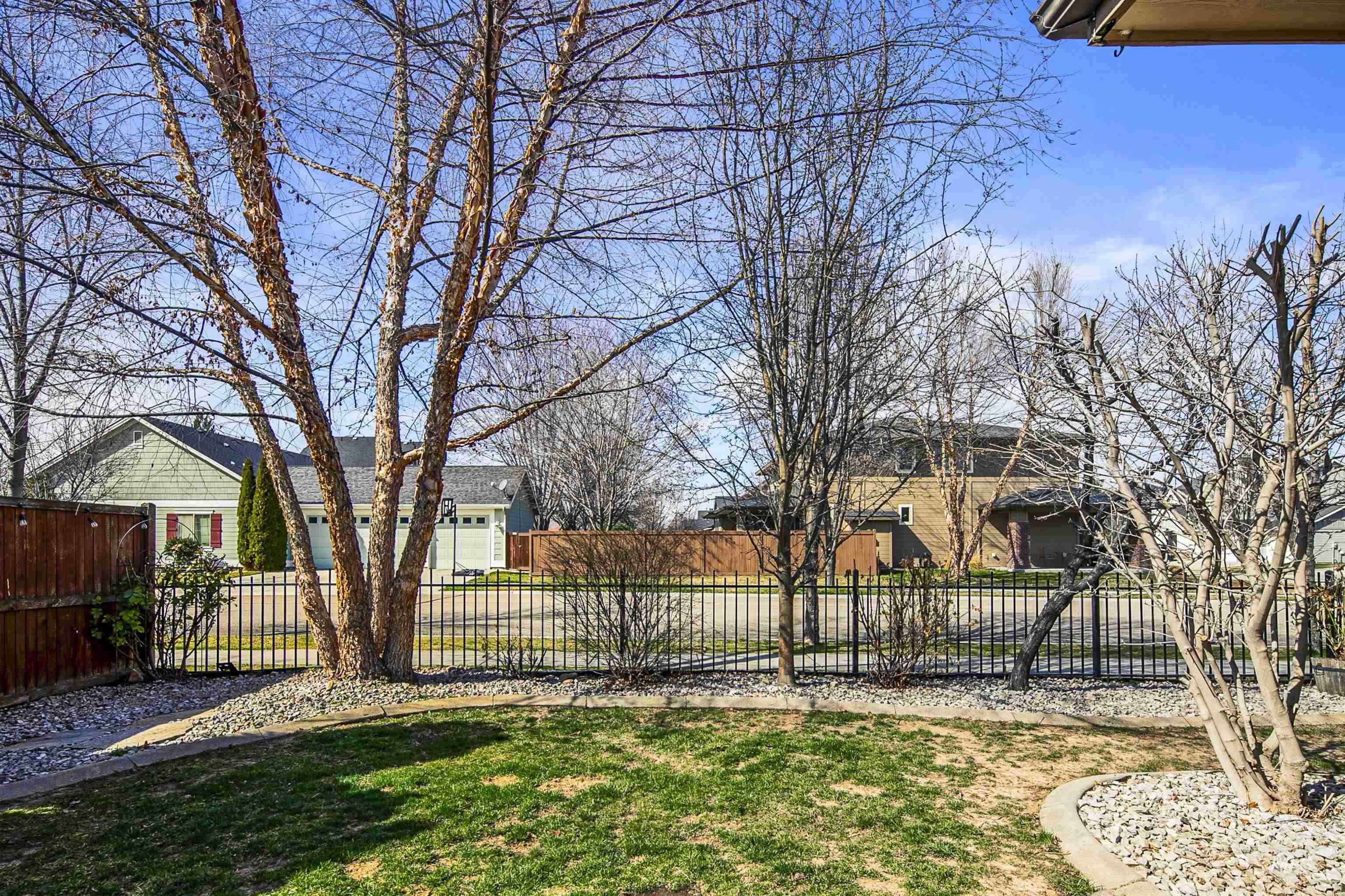 489 W Dreyfuss St, Meridian, Idaho 83646, 4 Bedrooms, 3 Bathrooms, Residential For Sale, Price $729,700,MLS 98977965