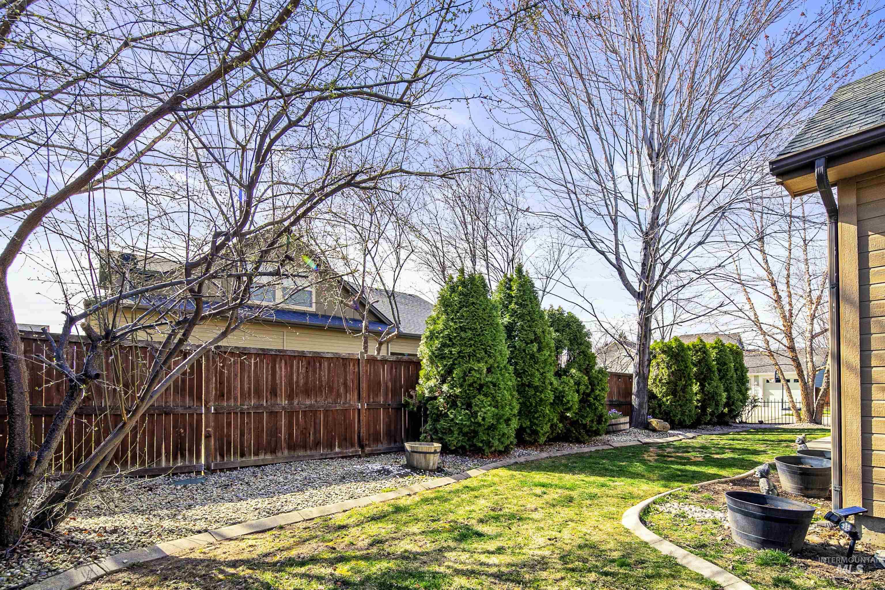 489 W Dreyfuss St, Meridian, Idaho 83646, 4 Bedrooms, 3 Bathrooms, Residential For Sale, Price $729,700,MLS 98977965