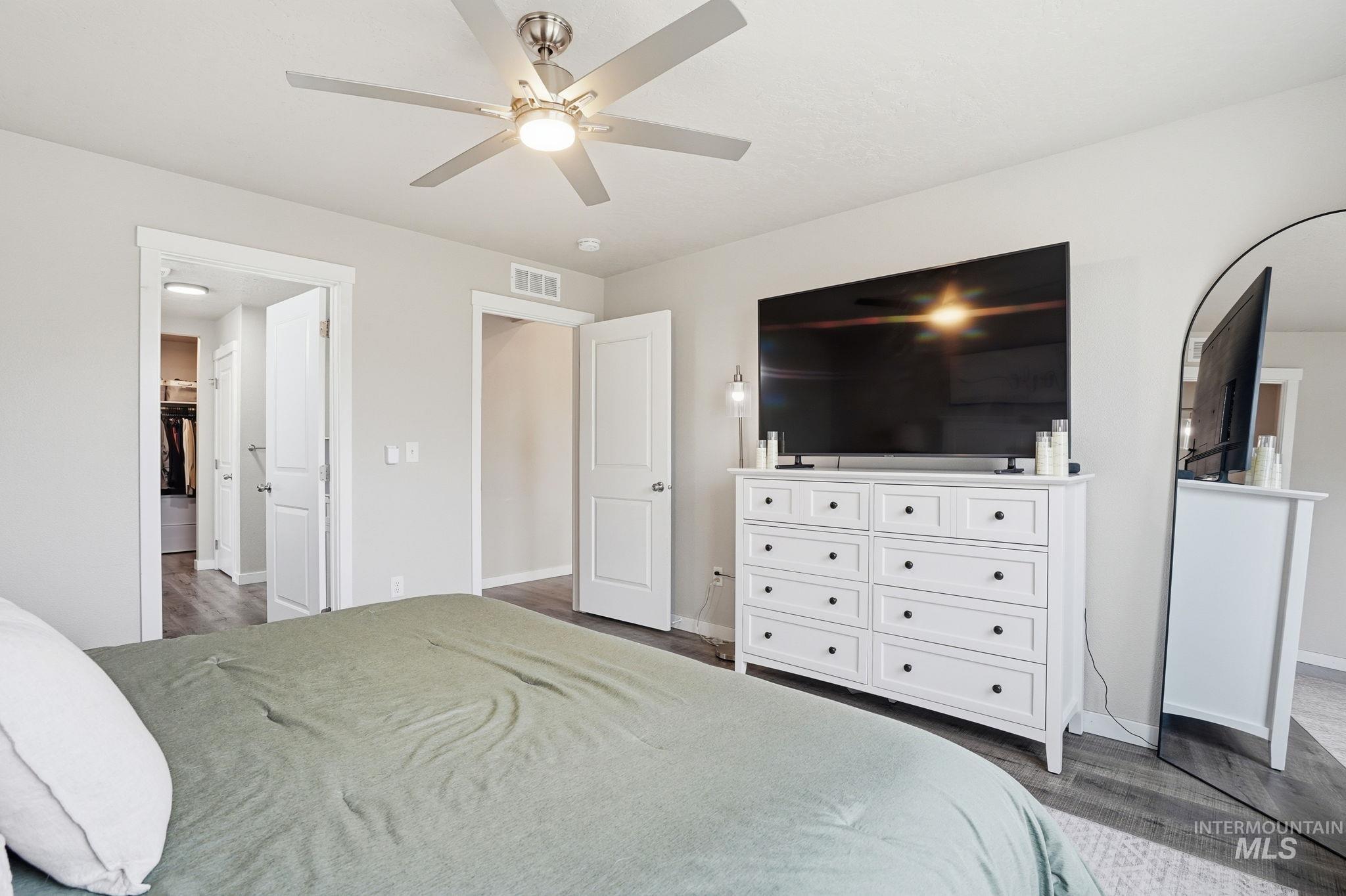 19349 Kiowa Creek Way, Caldwell, Idaho 83605, 3 Bedrooms, 2 Bathrooms, Residential For Sale, Price $423,000,MLS 98977967