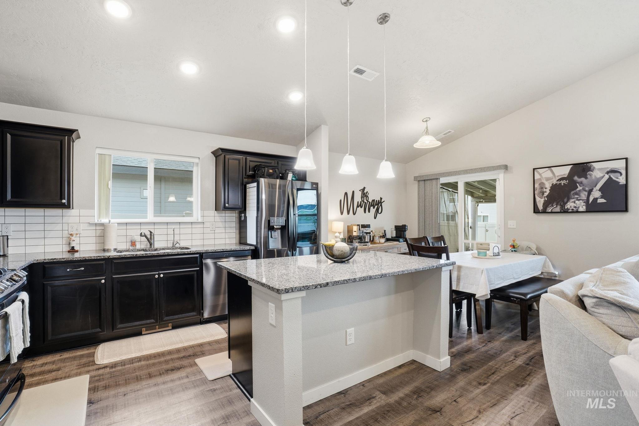 19349 Kiowa Creek Way, Caldwell, Idaho 83605, 3 Bedrooms, 2 Bathrooms, Residential For Sale, Price $423,000,MLS 98977967