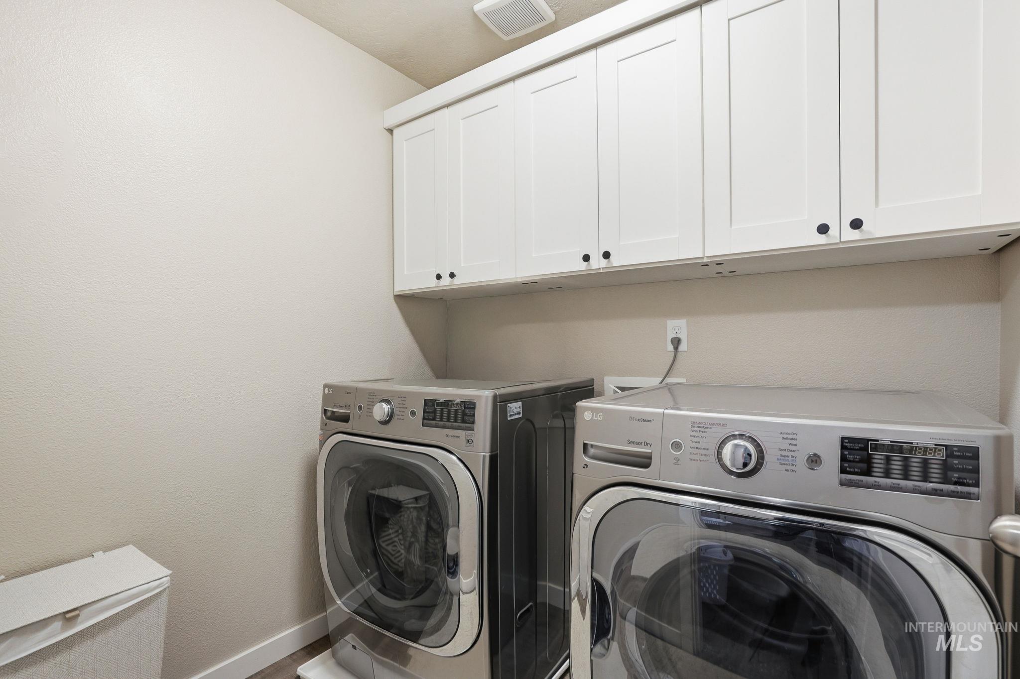 19349 Kiowa Creek Way, Caldwell, Idaho 83605, 3 Bedrooms, 2 Bathrooms, Residential For Sale, Price $423,000,MLS 98977967