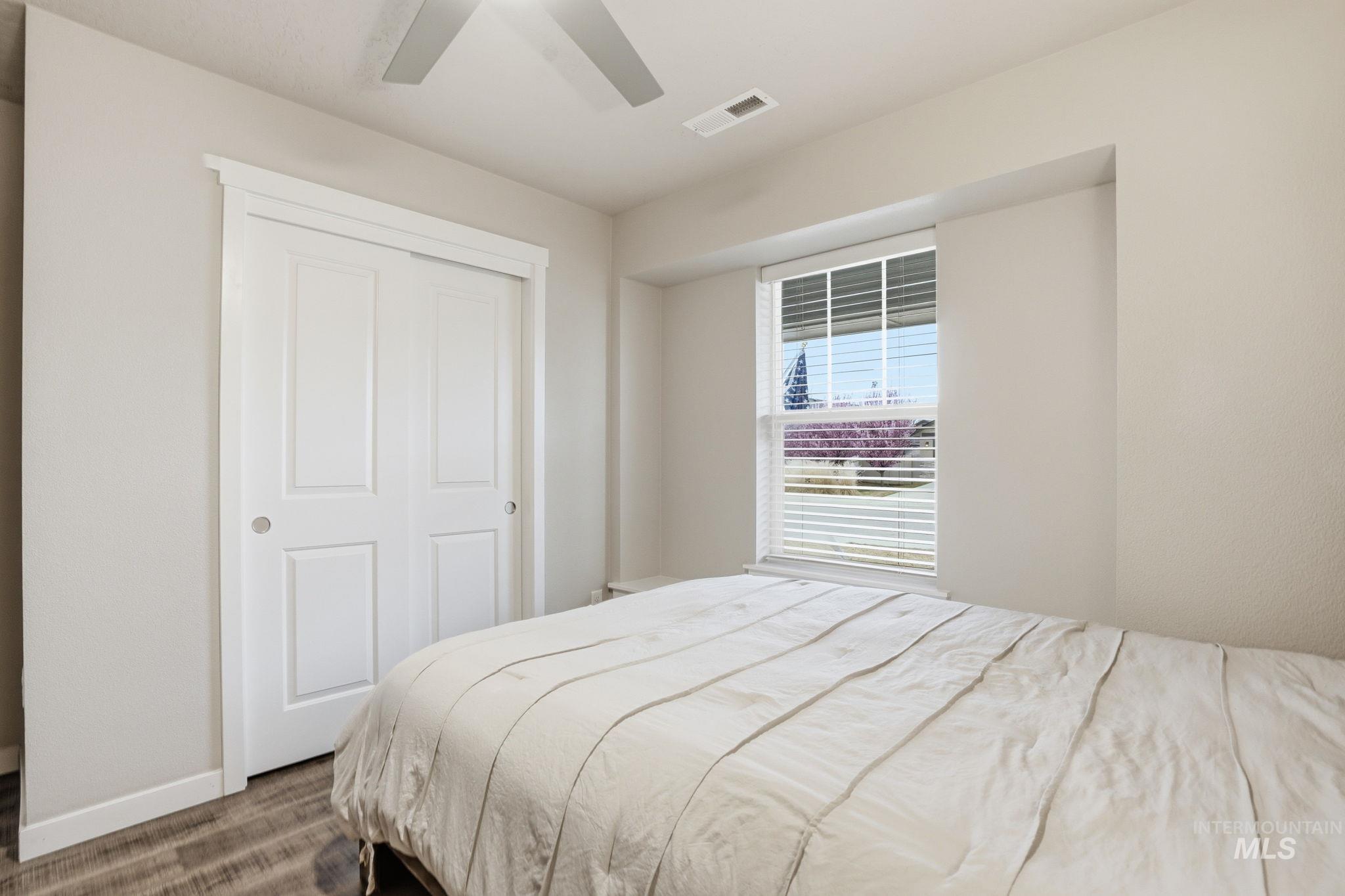 19349 Kiowa Creek Way, Caldwell, Idaho 83605, 3 Bedrooms, 2 Bathrooms, Residential For Sale, Price $423,000,MLS 98977967