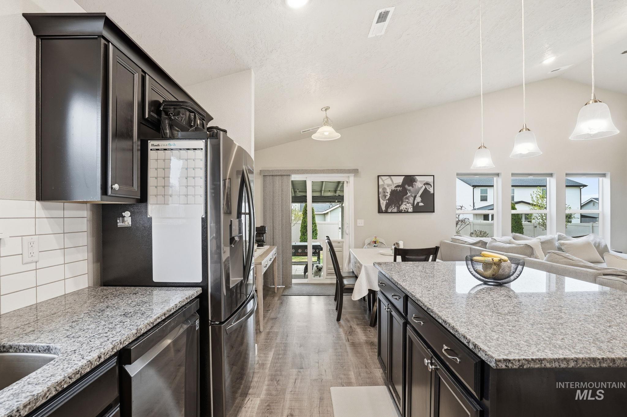 19349 Kiowa Creek Way, Caldwell, Idaho 83605, 3 Bedrooms, 2 Bathrooms, Residential For Sale, Price $423,000,MLS 98977967