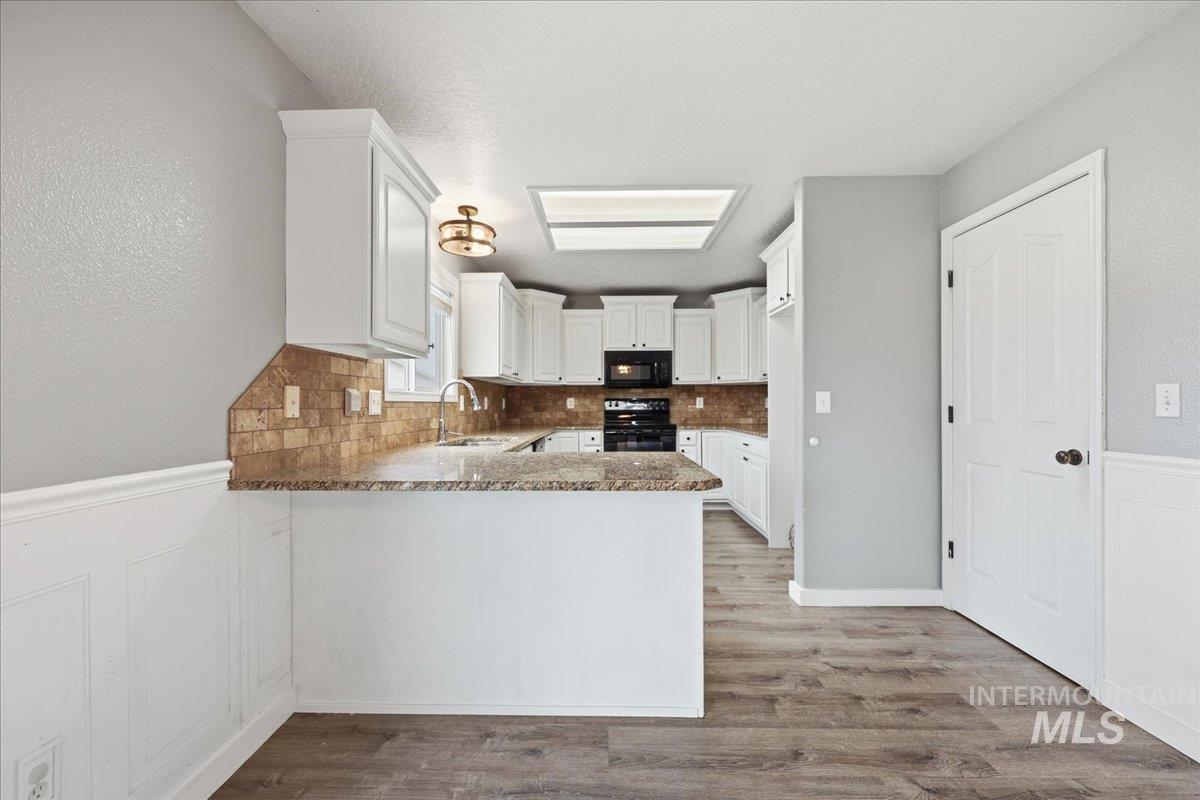 16023 N Saint Helens Dr, Nampa, Idaho 83651, 5 Bedrooms, 2.5 Bathrooms, Residential For Sale, Price $440,000,MLS 98977968