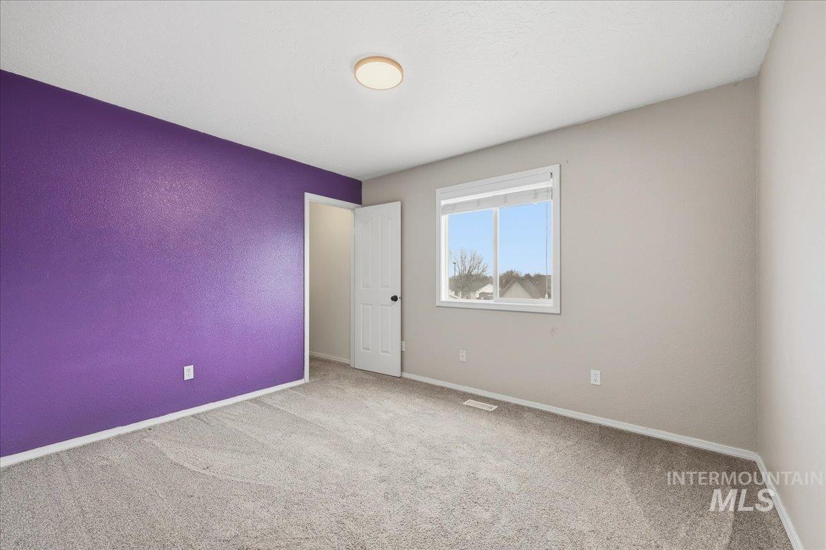 16023 N Saint Helens Dr, Nampa, Idaho 83651, 5 Bedrooms, 2.5 Bathrooms, Residential For Sale, Price $440,000,MLS 98977968