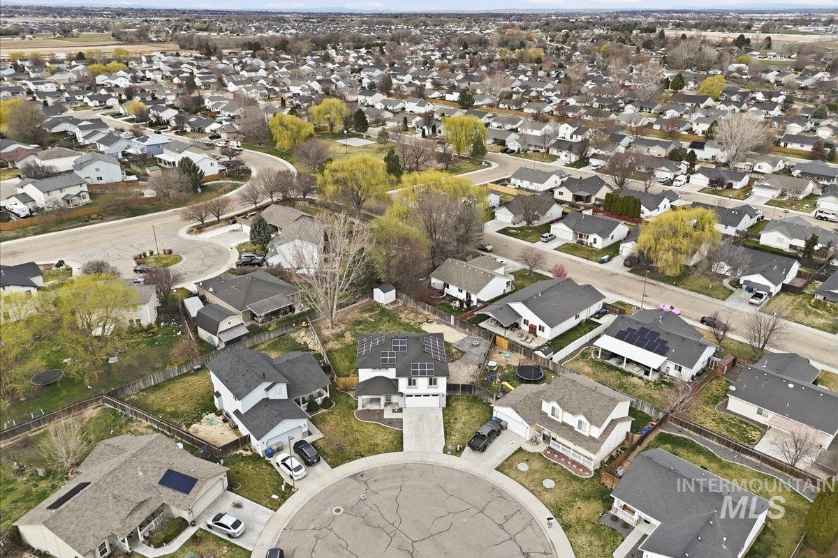 16023 N Saint Helens Dr, Nampa, Idaho 83651, 5 Bedrooms, 2.5 Bathrooms, Residential For Sale, Price $440,000,MLS 98977968