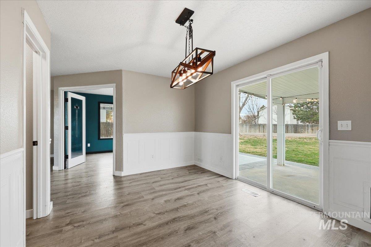 16023 N Saint Helens Dr, Nampa, Idaho 83651, 5 Bedrooms, 2.5 Bathrooms, Residential For Sale, Price $440,000,MLS 98977968