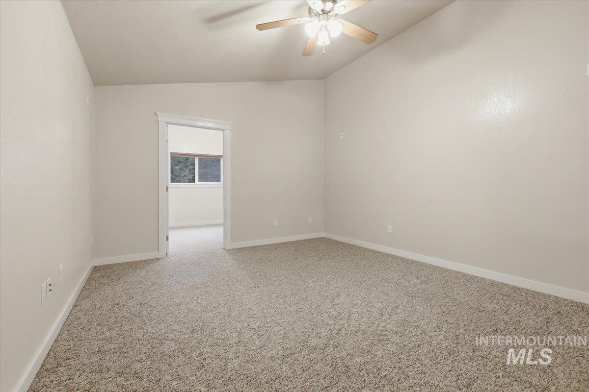 115 Bunch Dr., Garden Valley, Idaho 83622, 3 Bedrooms, 2.5 Bathrooms, Residential For Sale, Price $775,000,MLS 98977970