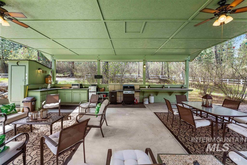 115 Bunch Dr., Garden Valley, Idaho 83622, 3 Bedrooms, 2.5 Bathrooms, Residential For Sale, Price $775,000,MLS 98977970