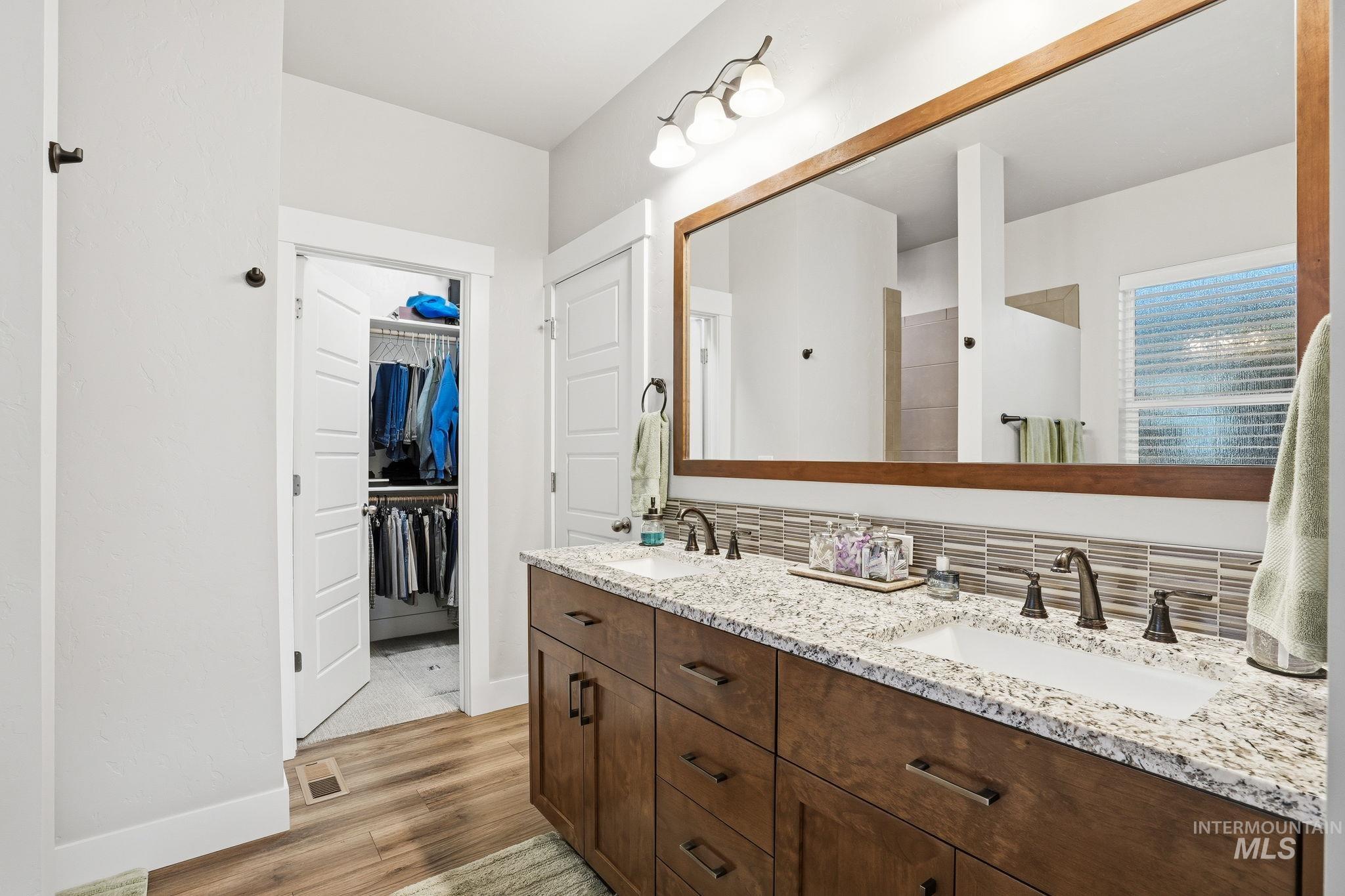 1229 W Elias, Meridian, Idaho 83642, 3 Bedrooms, 2 Bathrooms, Residential For Sale, Price $579,900,MLS 98977971