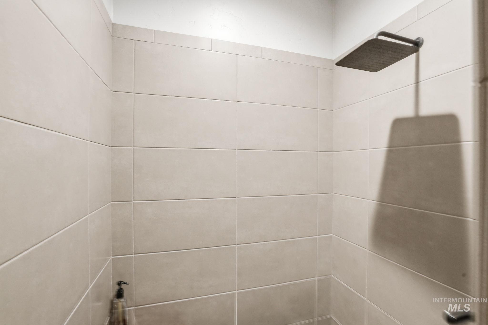 1229 W Elias, Meridian, Idaho 83642, 3 Bedrooms, 2 Bathrooms, Residential For Sale, Price $579,900,MLS 98977971