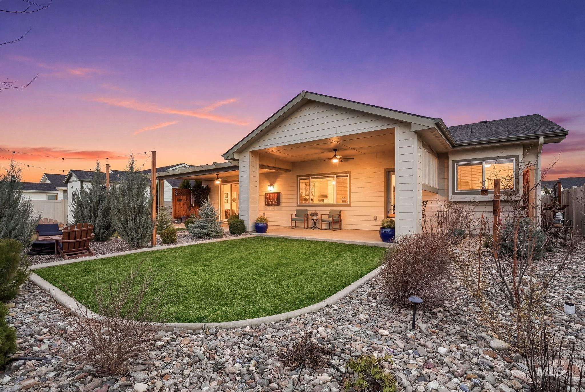 1229 W Elias, Meridian, Idaho 83642, 3 Bedrooms, 2 Bathrooms, Residential For Sale, Price $579,900,MLS 98977971