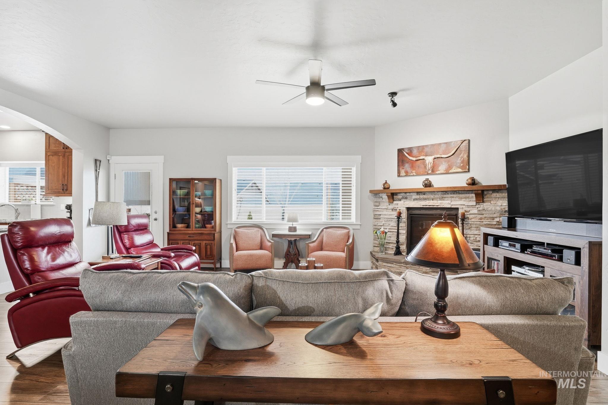 1229 W Elias, Meridian, Idaho 83642, 3 Bedrooms, 2 Bathrooms, Residential For Sale, Price $579,900,MLS 98977971