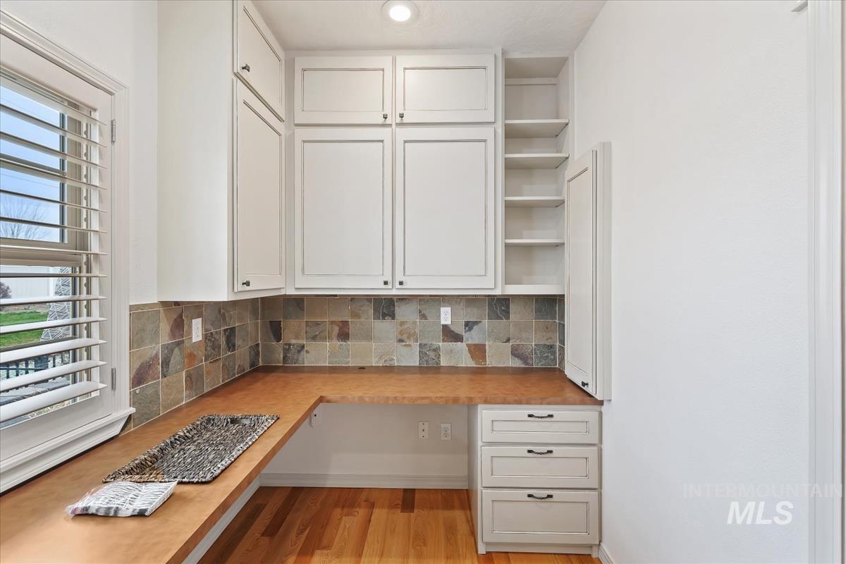 6980 E Greens Dr, Nampa, Idaho 83687, 2 Bedrooms, 2 Bathrooms, Residential For Sale, Price $396,000,MLS 98977972