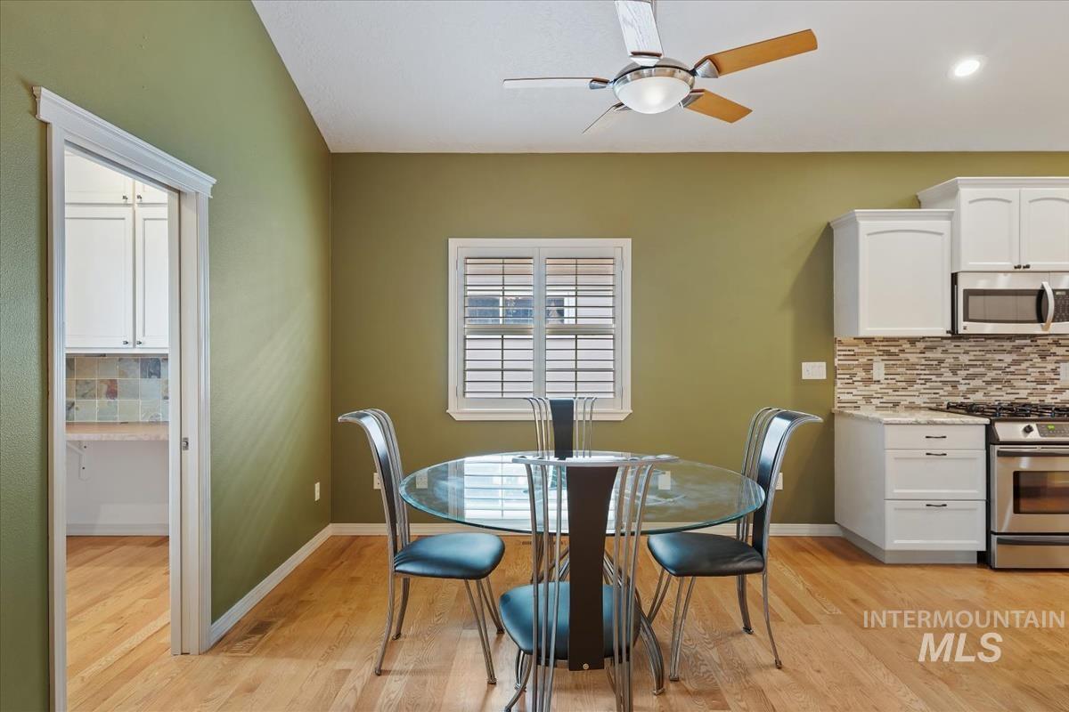 6980 E Greens Dr, Nampa, Idaho 83687, 2 Bedrooms, 2 Bathrooms, Residential For Sale, Price $396,000,MLS 98977972