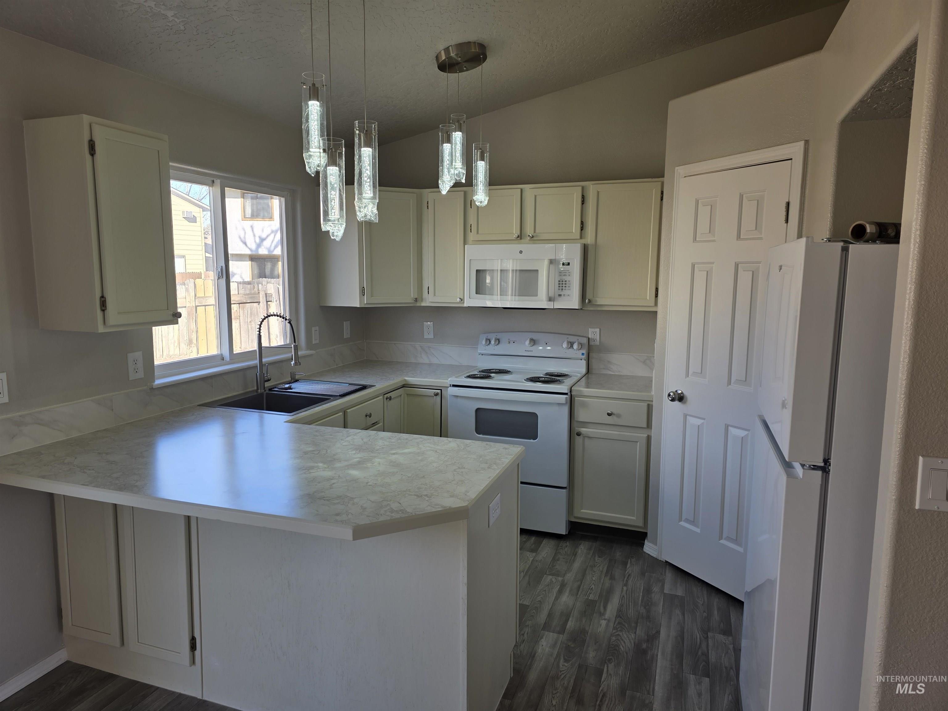 517 Pennsylvania Ct, Nampa, Idaho 83686, 3 Bedrooms, 2 Bathrooms, Residential For Sale, Price $345,000,MLS 98977973