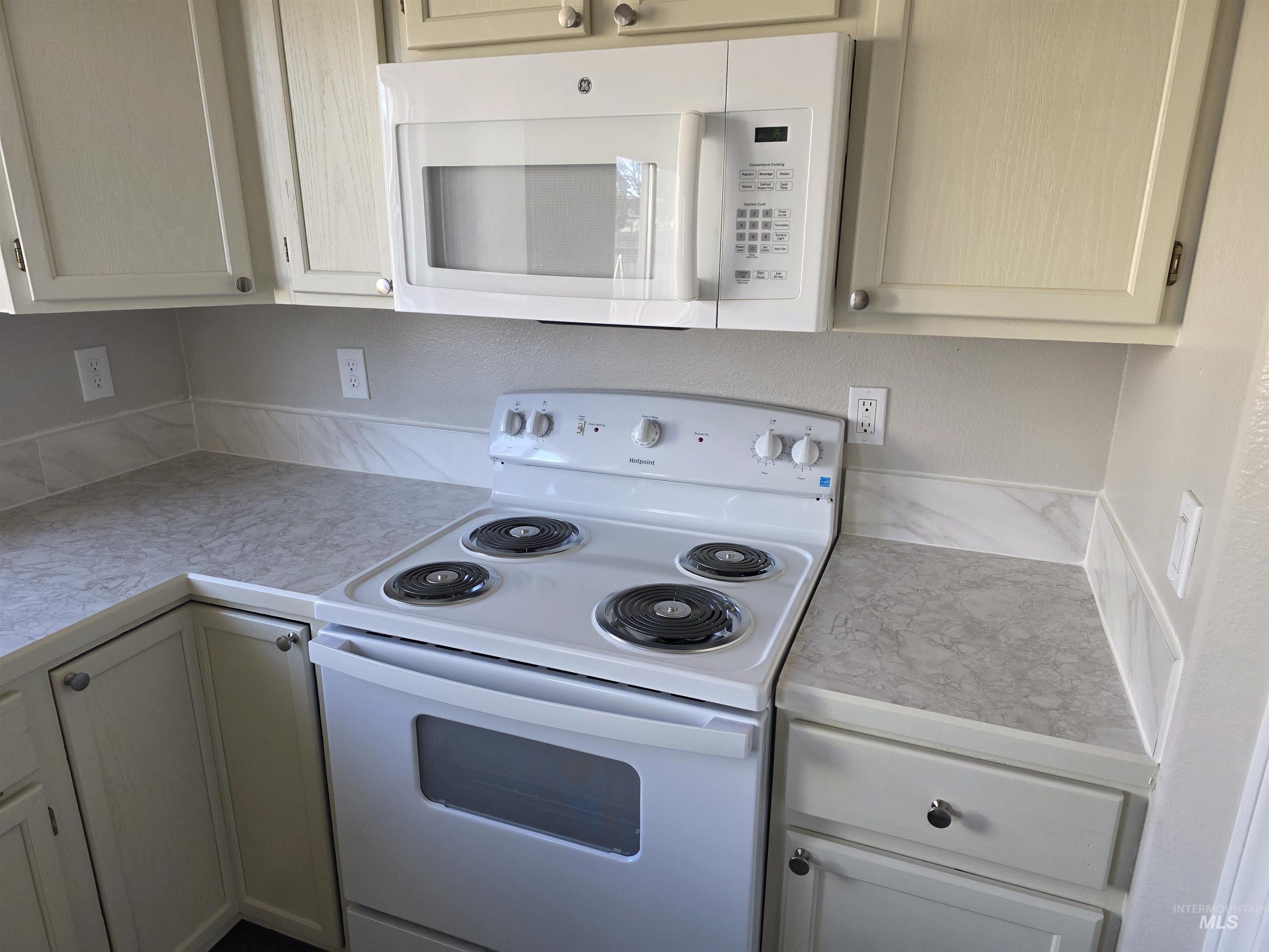 517 Pennsylvania Ct, Nampa, Idaho 83686, 3 Bedrooms, 2 Bathrooms, Residential For Sale, Price $345,000,MLS 98977973