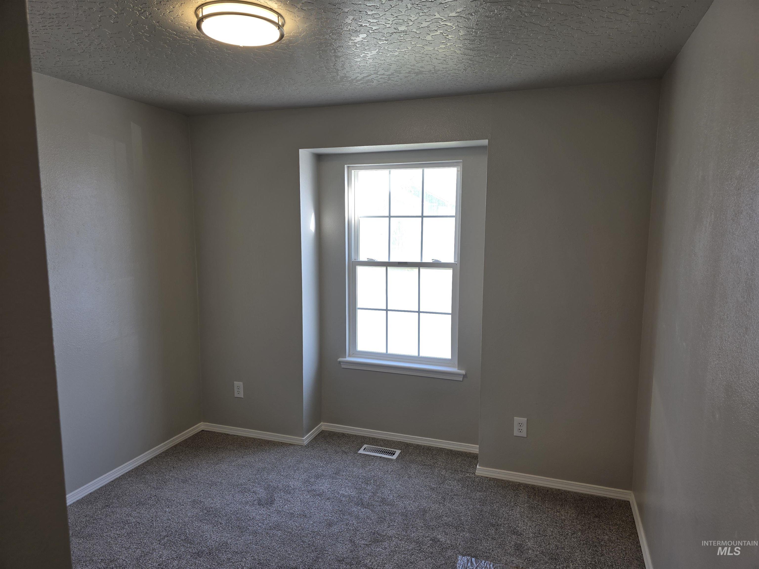 517 Pennsylvania Ct, Nampa, Idaho 83686, 3 Bedrooms, 2 Bathrooms, Residential For Sale, Price $345,000,MLS 98977973