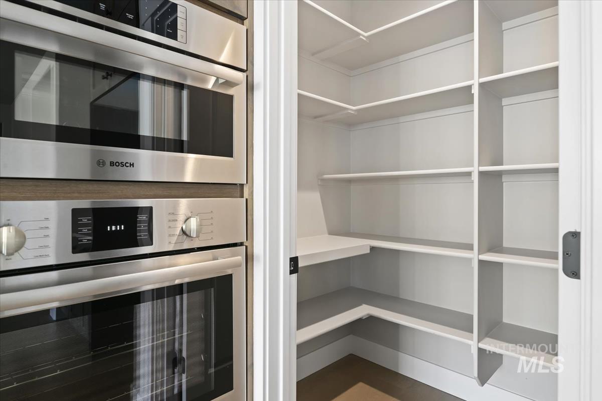 6614 N Good Dr, Eagle, Idaho 83629, 3 Bedrooms, 2 Bathrooms, Residential For Sale, Price $649,880,MLS 98977974