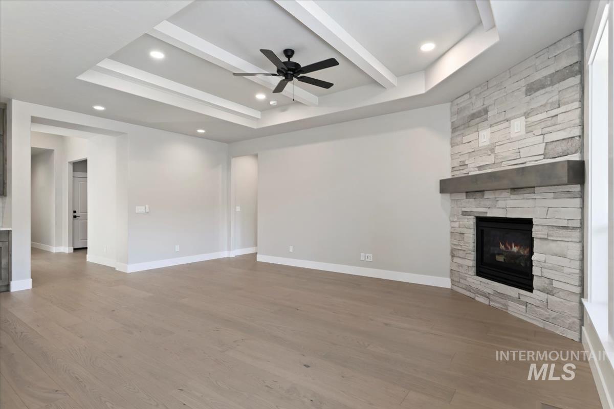 6614 N Good Dr, Eagle, Idaho 83629, 3 Bedrooms, 2 Bathrooms, Residential For Sale, Price $649,880,MLS 98977974