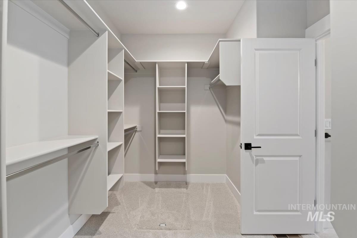 6614 N Good Dr, Eagle, Idaho 83629, 3 Bedrooms, 2 Bathrooms, Residential For Sale, Price $649,880,MLS 98977974