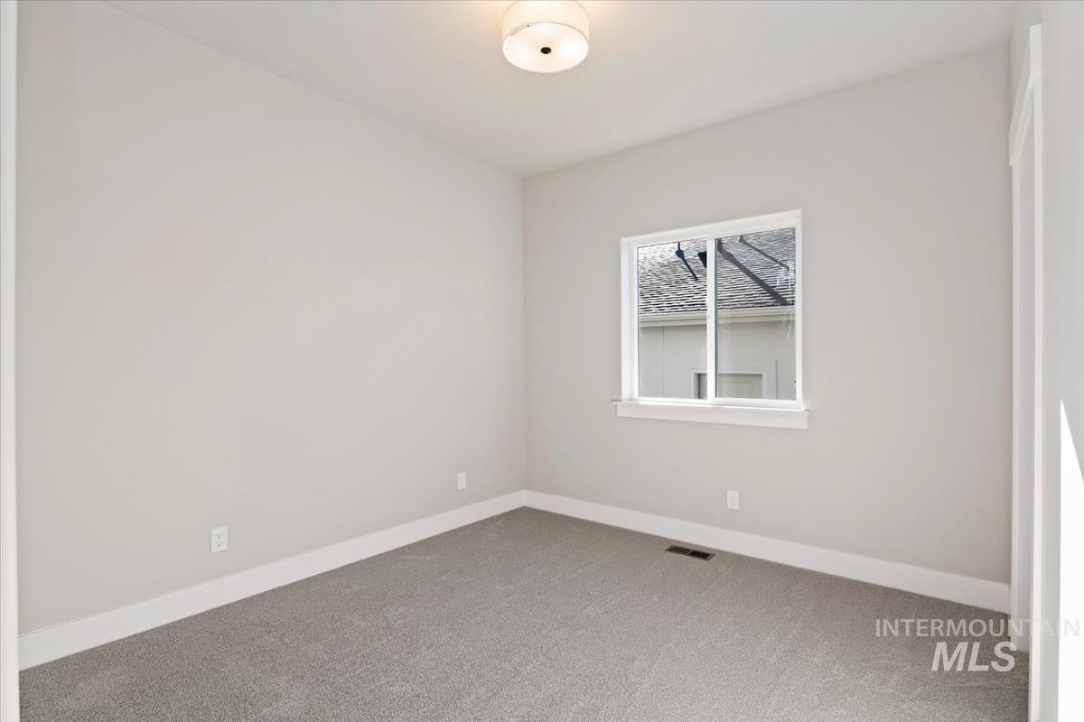 6614 N Good Dr, Eagle, Idaho 83629, 3 Bedrooms, 2 Bathrooms, Residential For Sale, Price $649,880,MLS 98977974